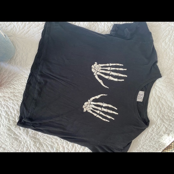 zoe karssen skull hands tee - Picture 2 of 2